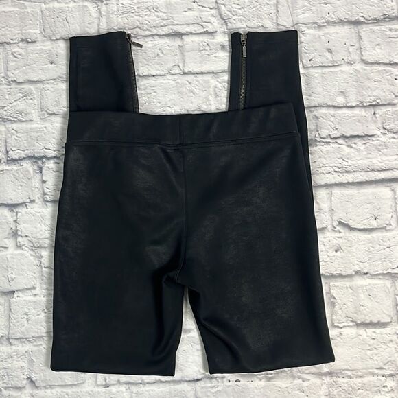 Free People black spandex pull on pants - Picture 5 of 5